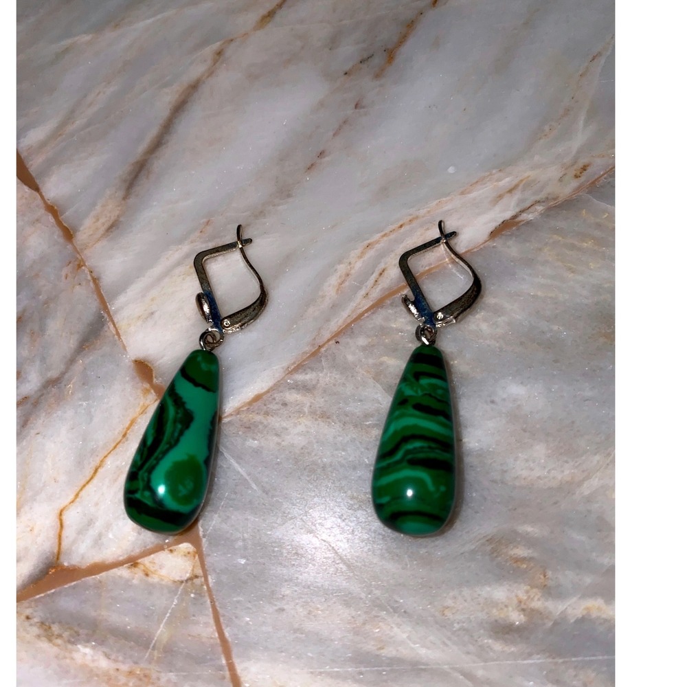 Green Malachite Teardrop Earrings Silver Tone Leverback‎ Dangle Natural Stone